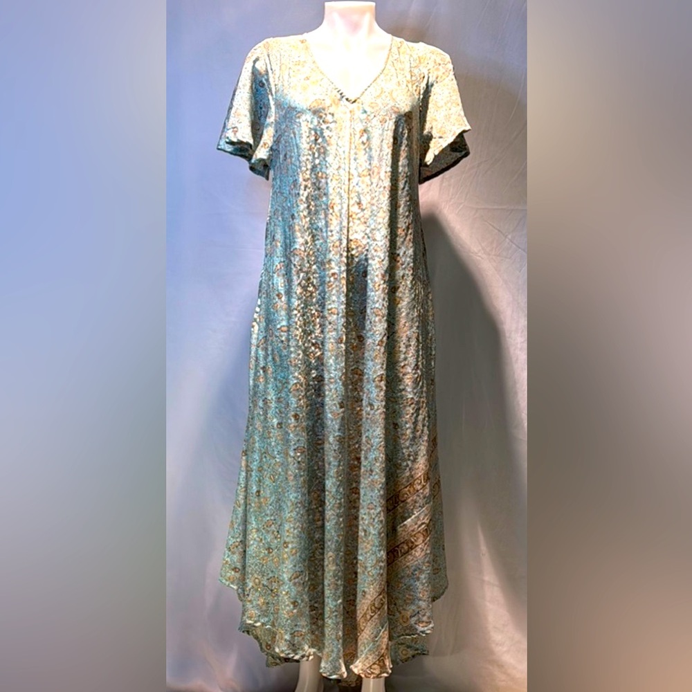 Elegant Floral Maxi Dress